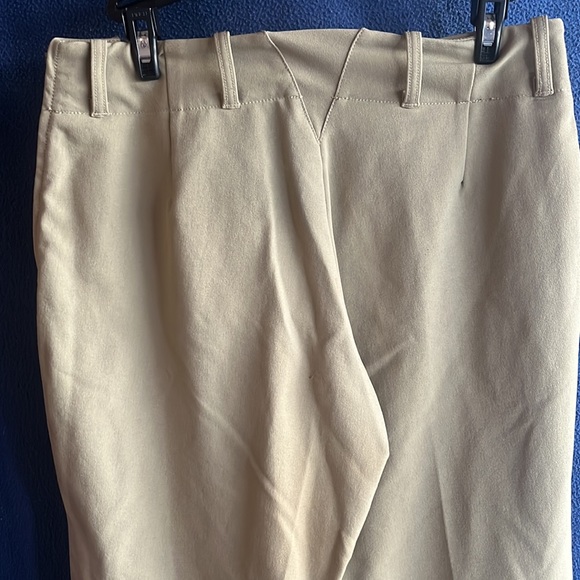 Ariat pro series Pro Circuit breeches. Like new - Picture 5 of 9